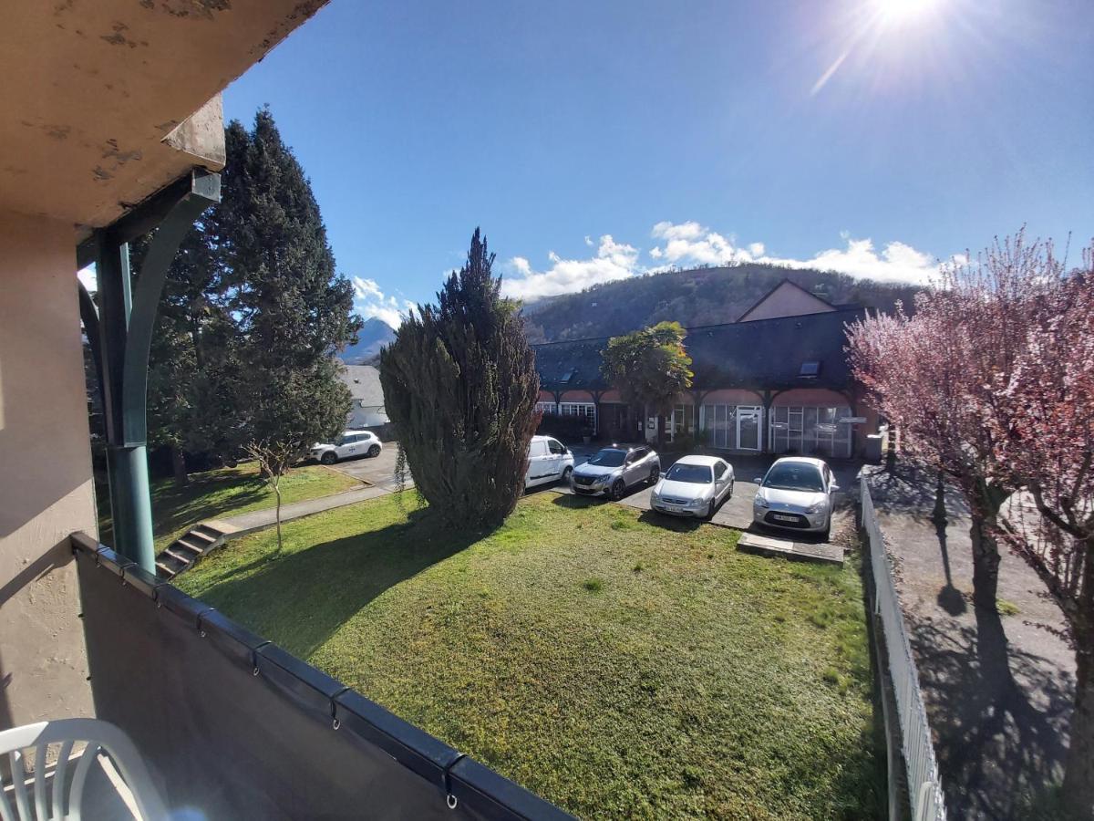 Appartement T2 Avec Balcon A Argeles Gazost Exterior foto
